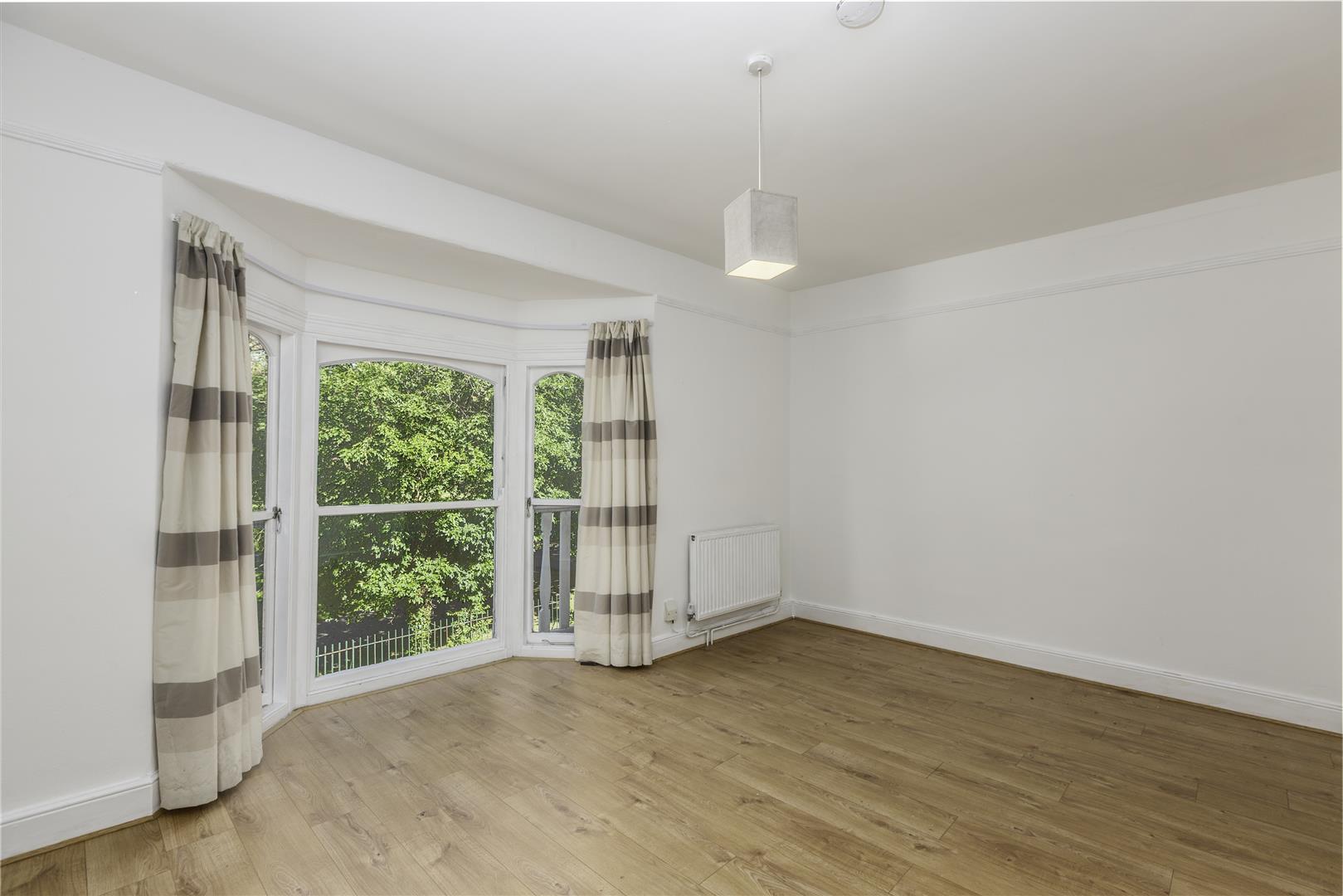 Oakwood Road, Brynmill, Swansea, SA2 0DN